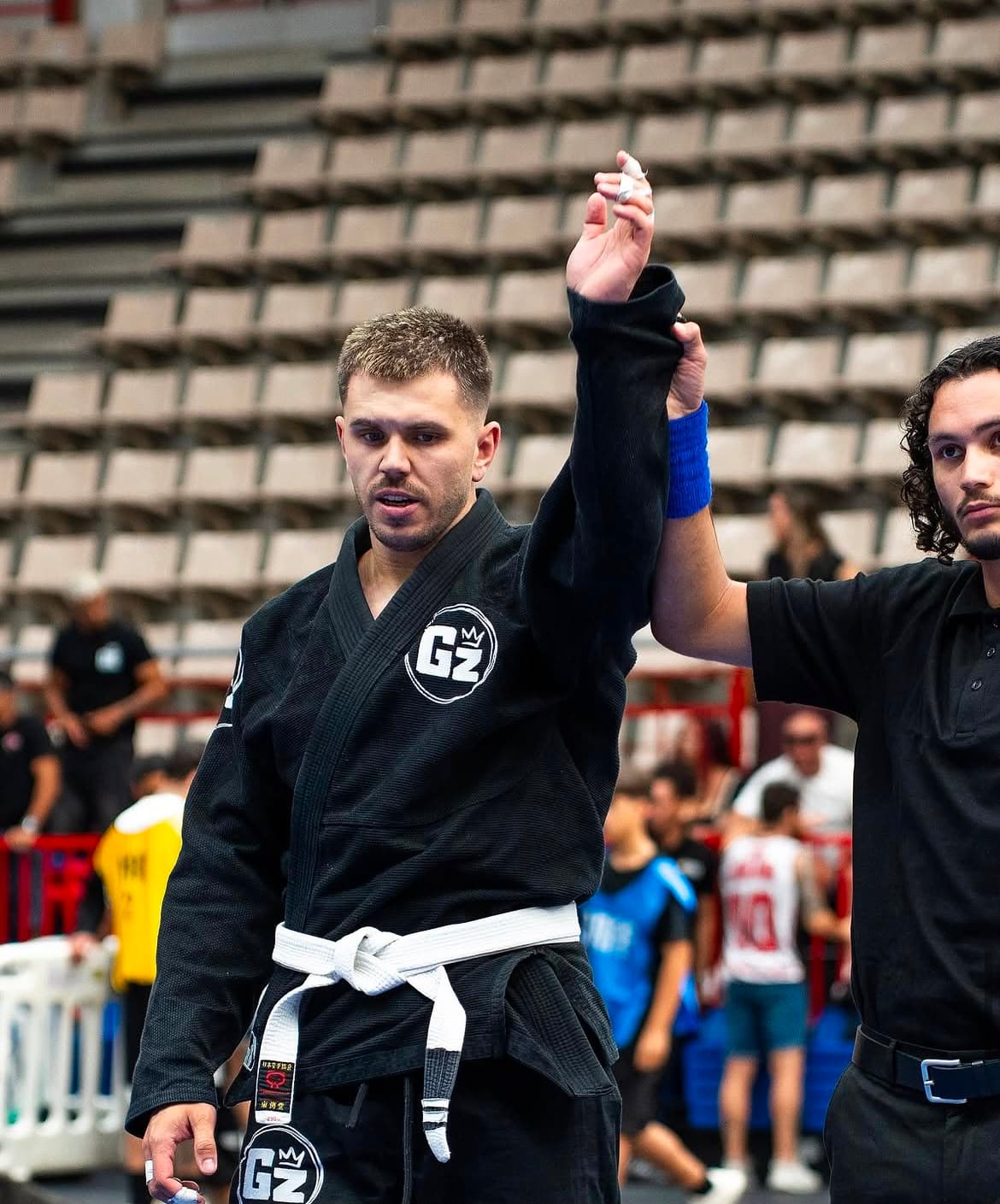 Entrenamiento en grupo de Brazilian Jiu-Jitsu en Torrejón